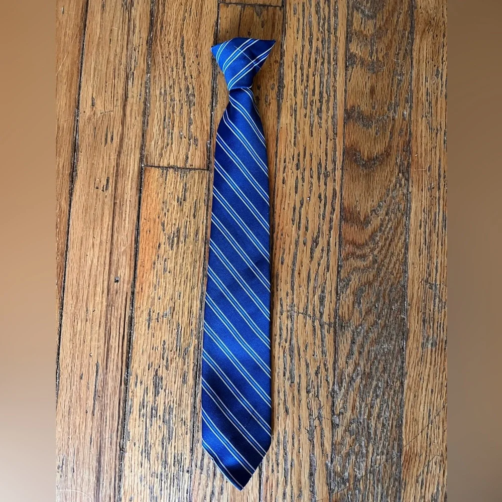 Boys clip on ties